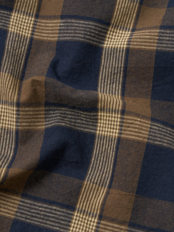 UNIVERSAL WORKS Pleated track Short | Navy/Brown LEO BOUTIQUE