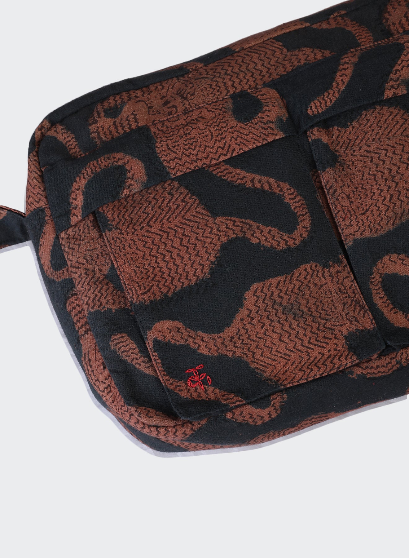 KARDO City Bag | Black/Orange LEO BOUTIQUE