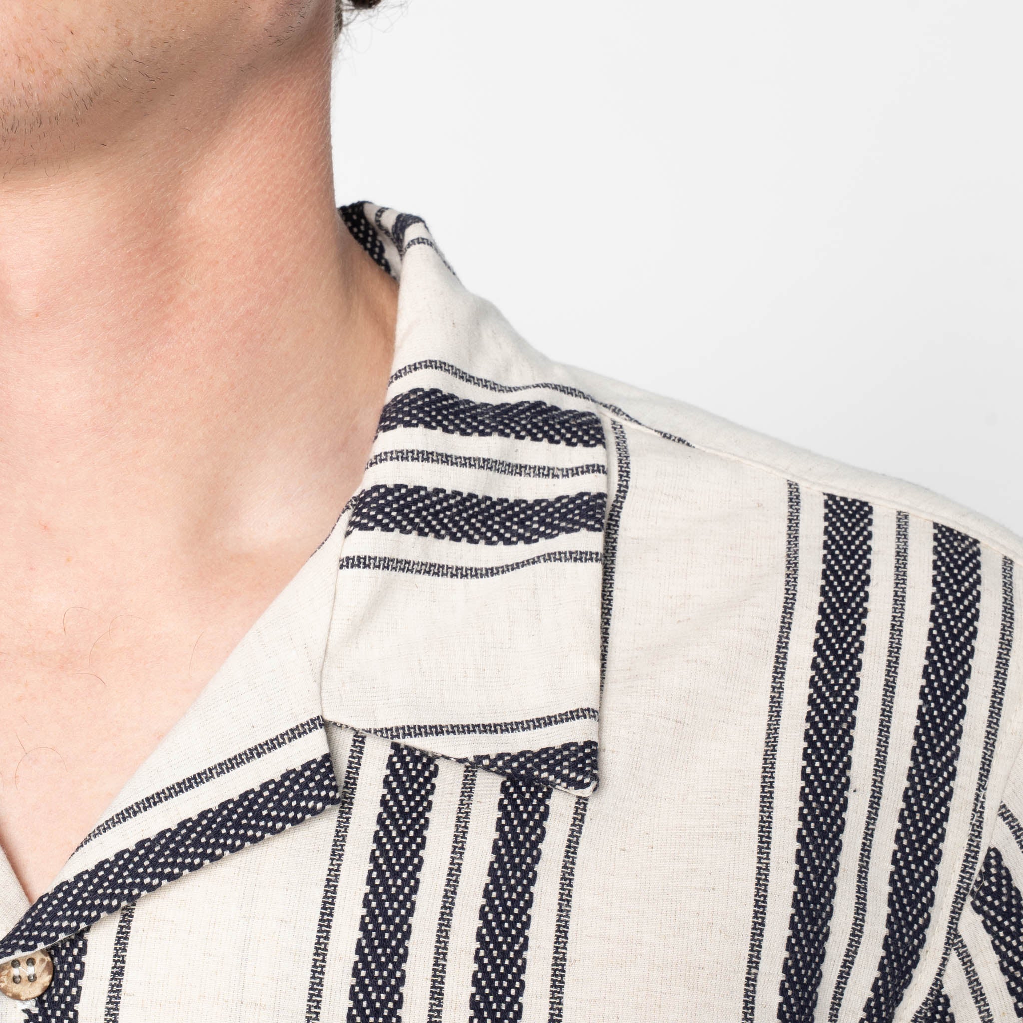 Aloha Shirt | Dobby Bands/Natural